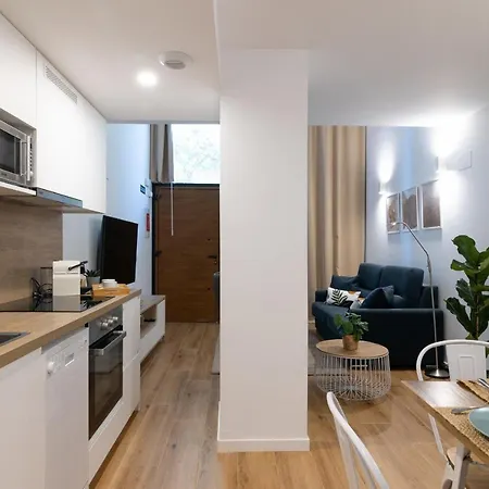 Apartament Dormforyou Alameda 12 *
